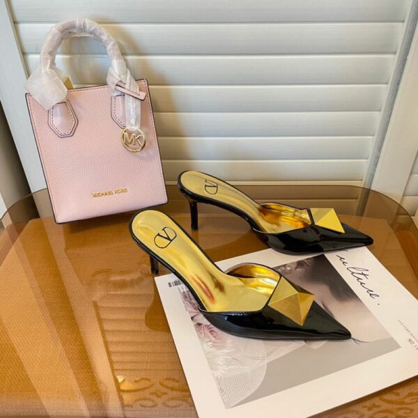 New Arrival Shoes V3011