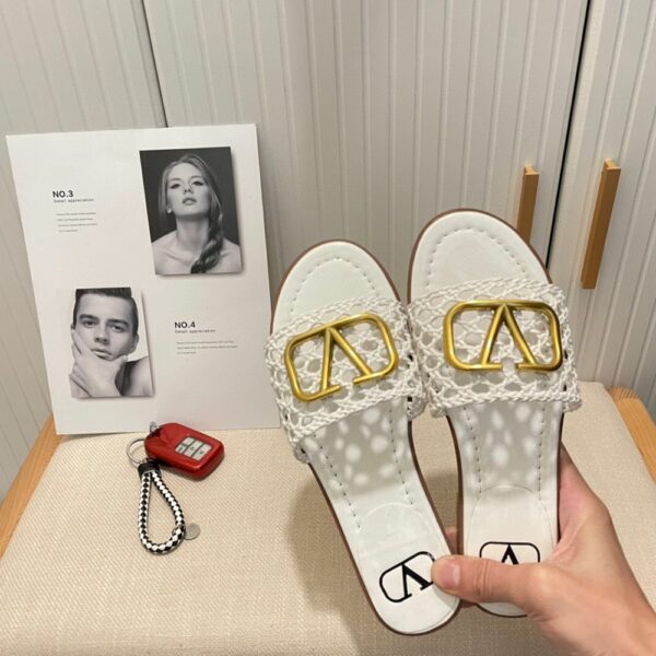New Arrival Shoes V3010