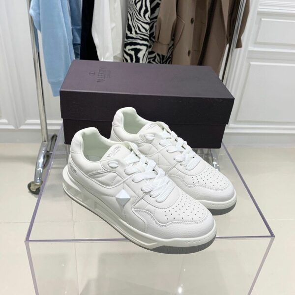 New Arrival Shoes V3009