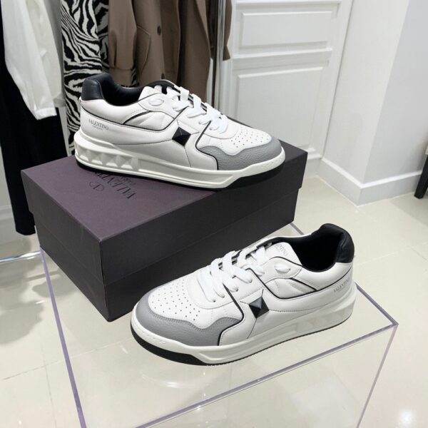 New Arrival Shoes V3009