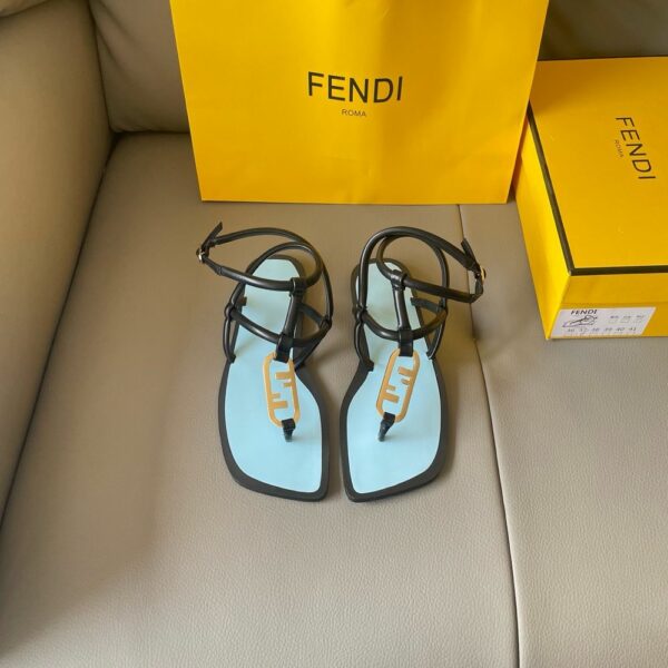 New Arrival Shoes F3096