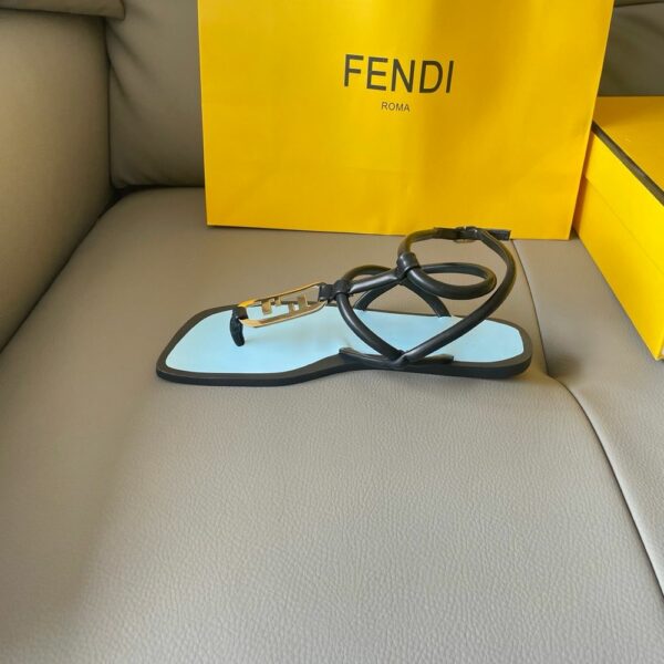 New Arrival Shoes F3096