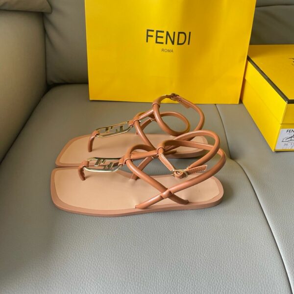 New Arrival Shoes F3096