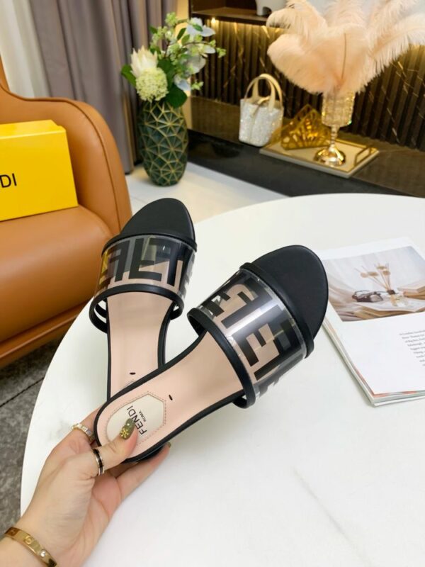 New Arrival Shoes F3095