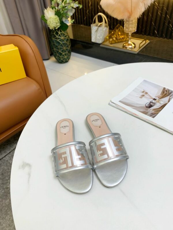 New Arrival Shoes F3095