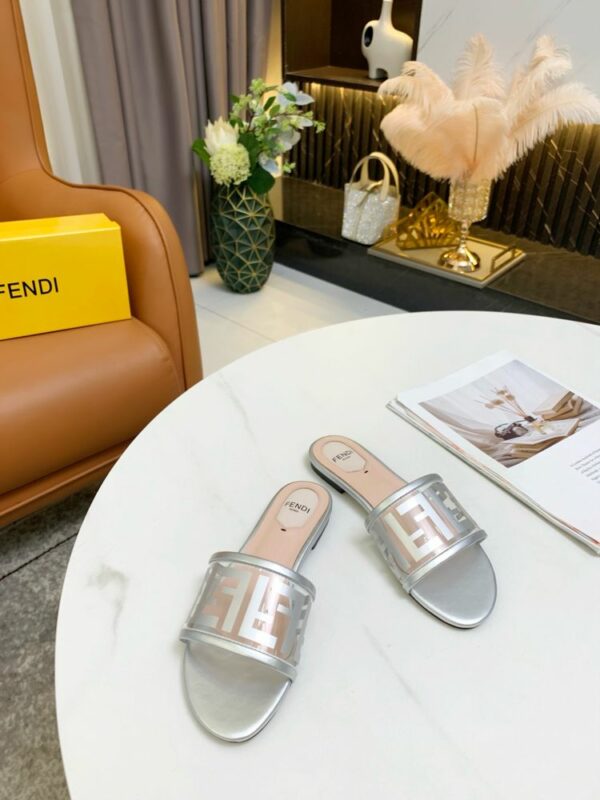 New Arrival Shoes F3095