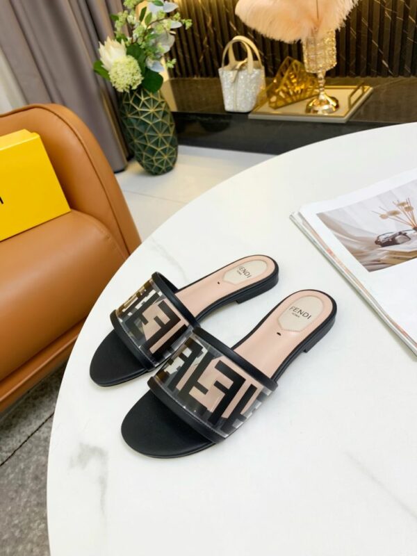 New Arrival Shoes F3095