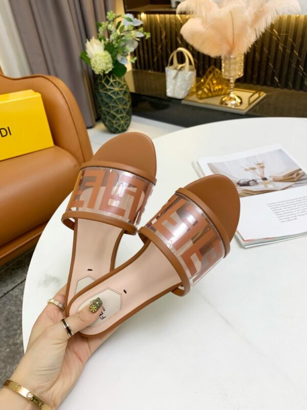 New Arrival Shoes F3095