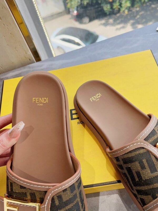 New Arrival Shoes F3091