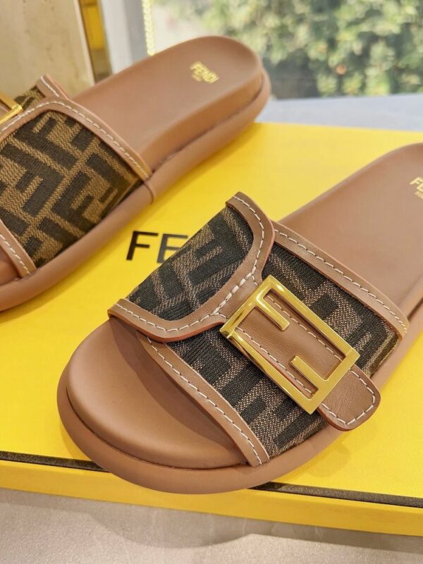 New Arrival Shoes F3091