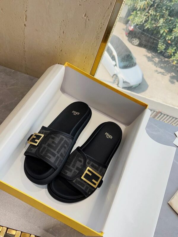 New Arrival Shoes F3091
