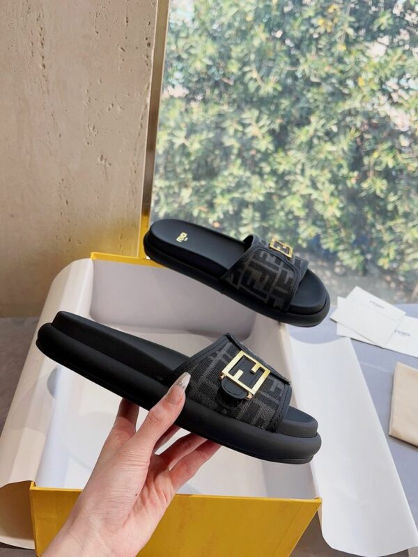 New Arrival Shoes F3091