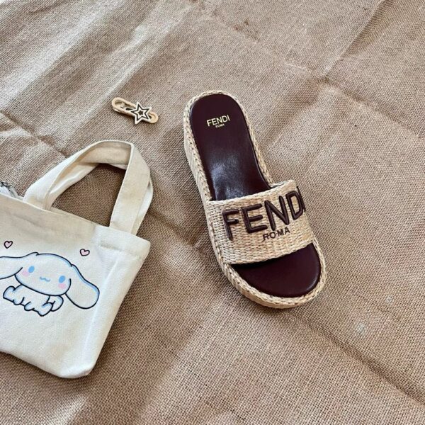 New Arrival Shoes F3089