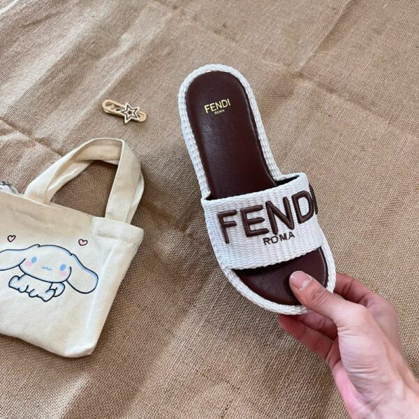 New Arrival Shoes F3089