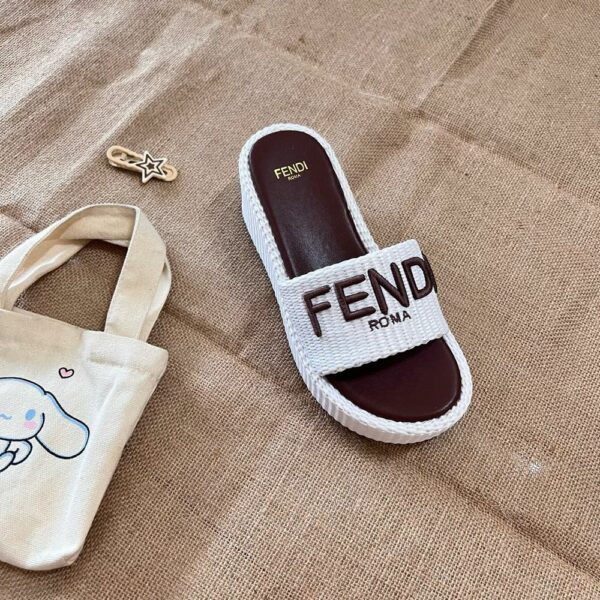 New Arrival Shoes F3089