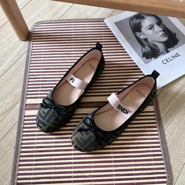 New Arrival Shoes F3085