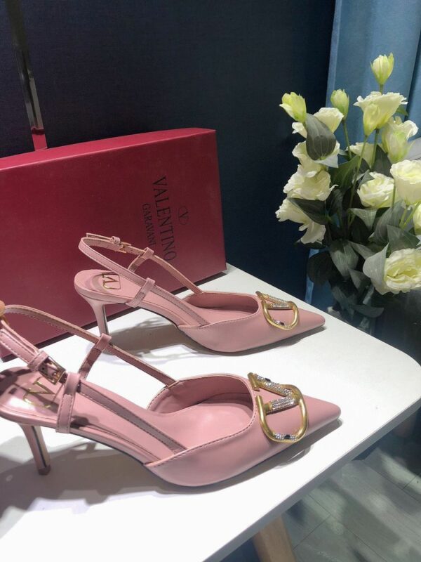 New Arrival Shoes V3002