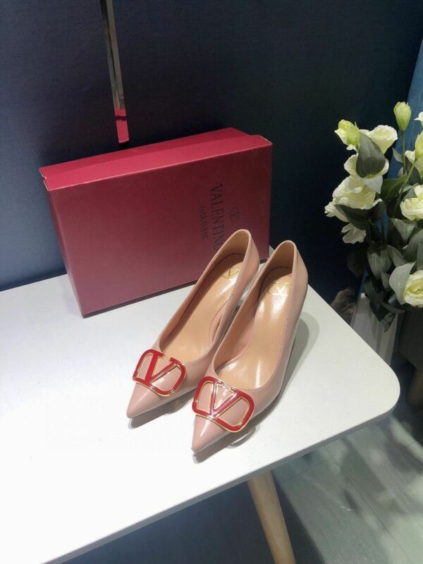 New Arrival Shoes V3002
