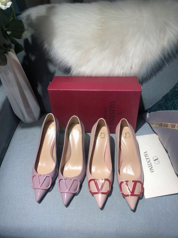 New Arrival Shoes V3002