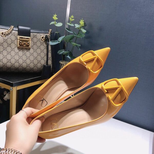 New Arrival Shoes V3001