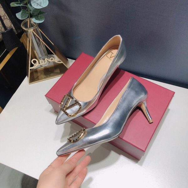New Arrival Shoes V3001