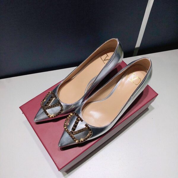 New Arrival Shoes V3001