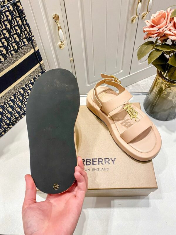 New Arrival Shoes B3066
