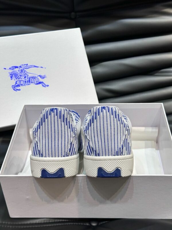 New Arrival Shoes B3064