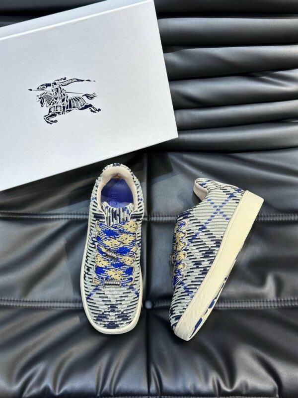 New Arrival Shoes B3064