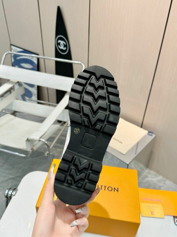 New Arrival Top Quality Women Shoes 135