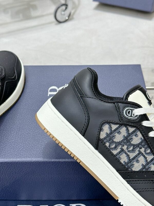 New Arrival Shoes D3160