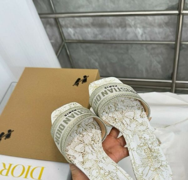 New Arrival Shoes D3148