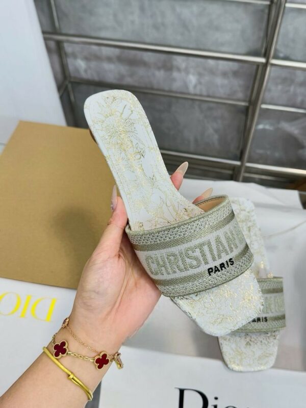 New Arrival Shoes D3148