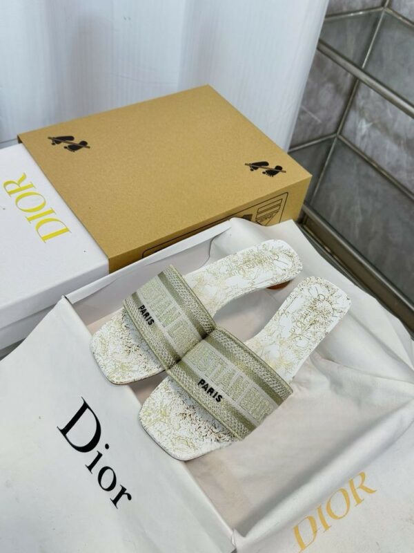 New Arrival Shoes D3148