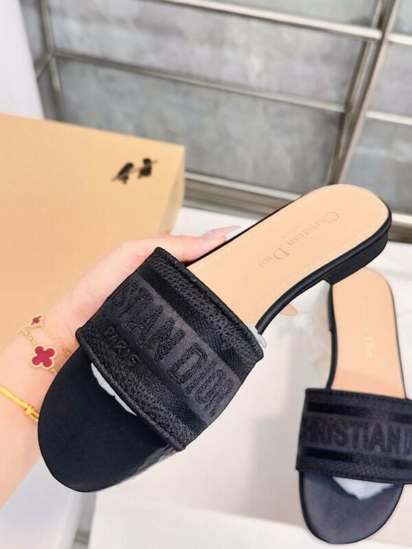 New Arrival Shoes D3143