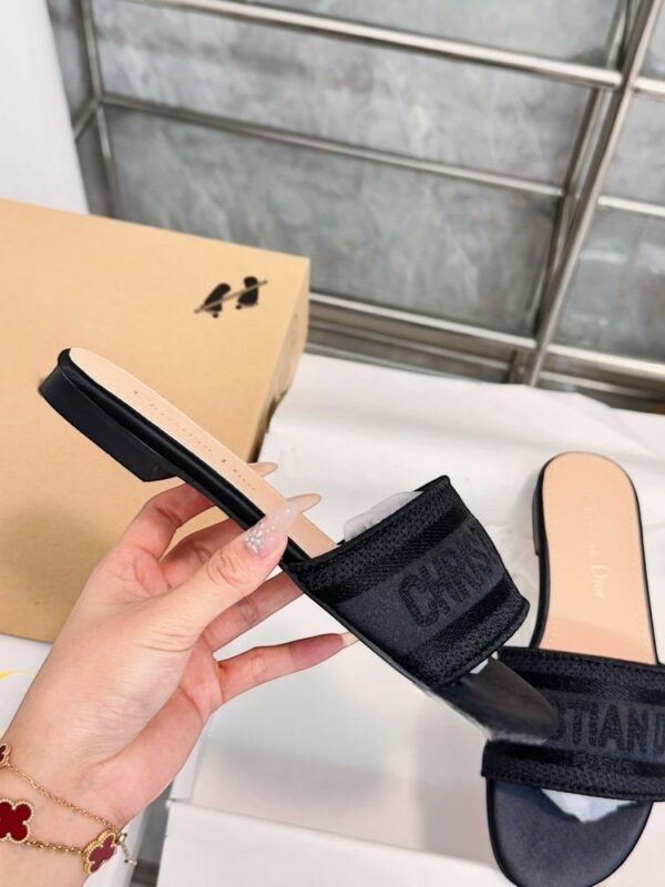 New Arrival Shoes D3143