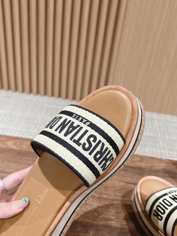 New Arrival Shoes D3163