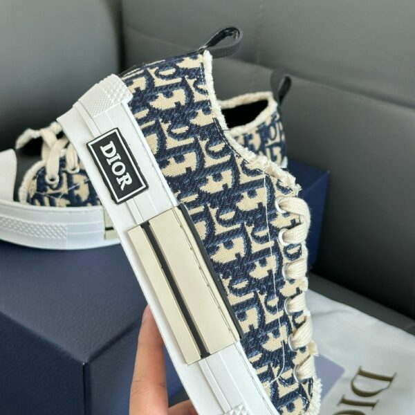 New Arrival Shoes D3142