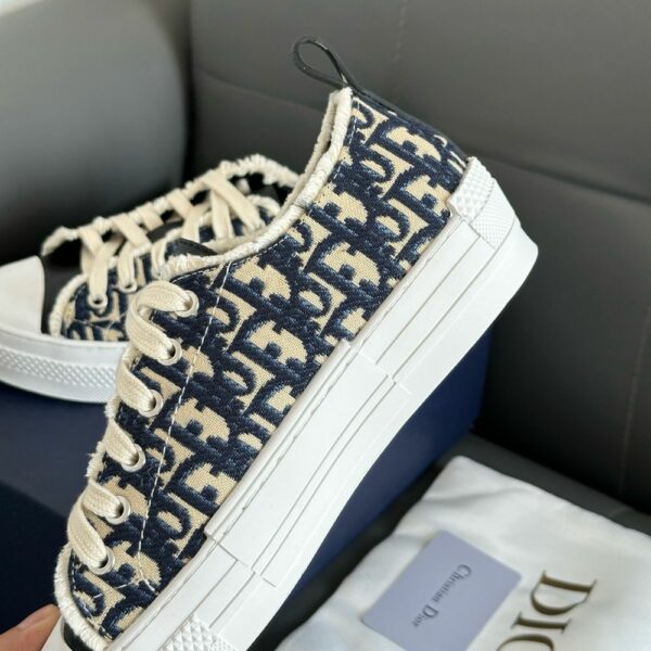 New Arrival Shoes D3142