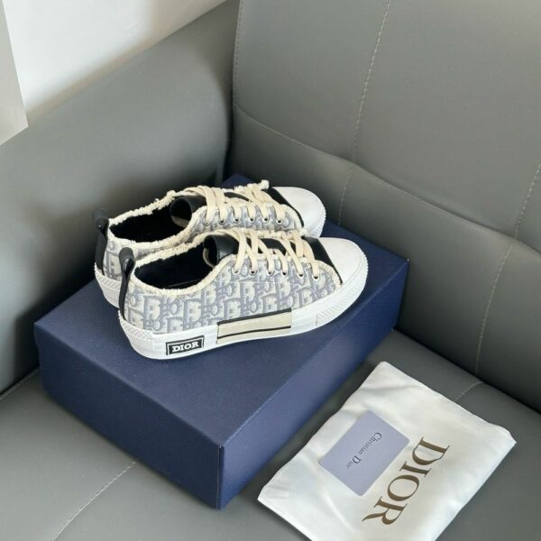 New Arrival Shoes D3142