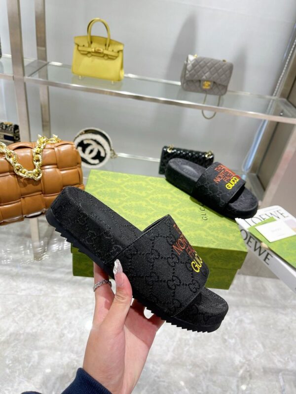 New Arrival Shoes G3379