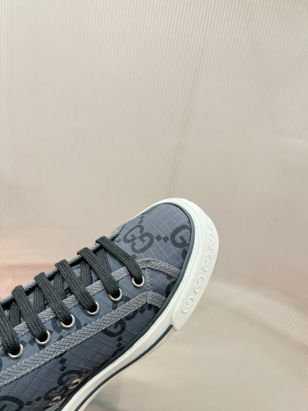 New Arrival Shoes G3364