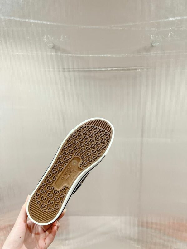 New Arrival Shoes G3364