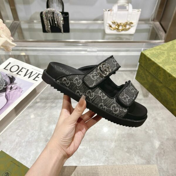 New Arrival Shoes G3359