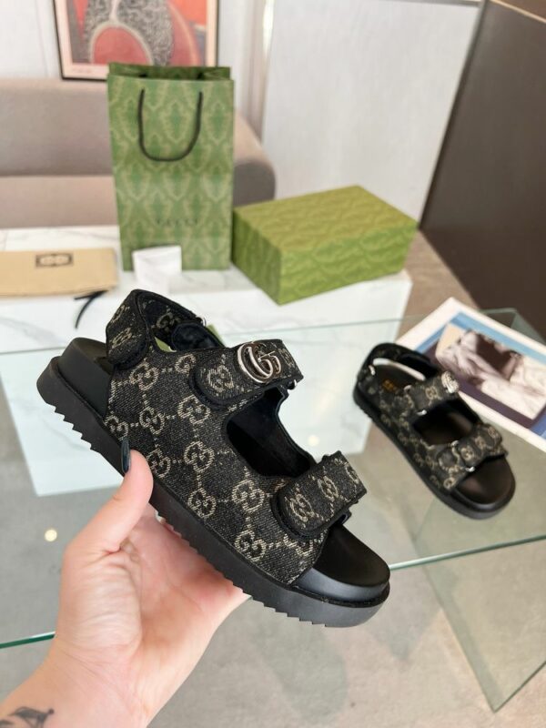 New Arrival Shoes G3358