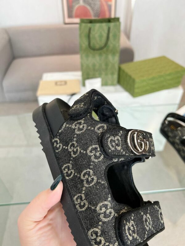 New Arrival Shoes G3358