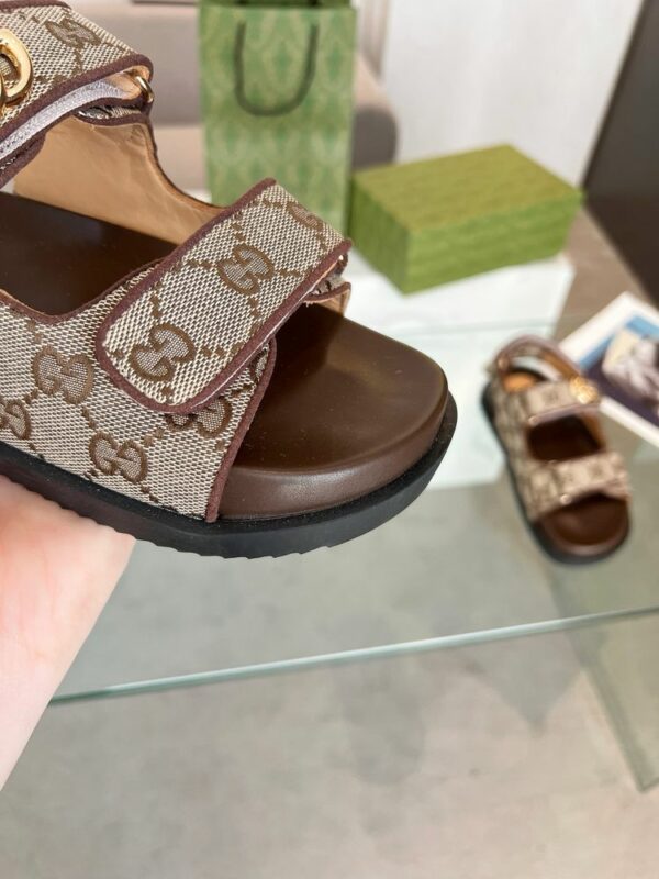 New Arrival Shoes G3358
