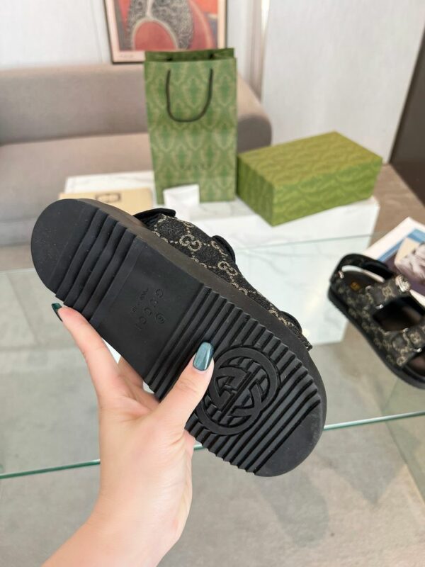 New Arrival Shoes G3358