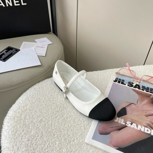 New Arrival Shoes C3280