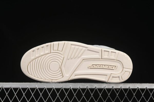 AJ Spizike Low Photon Dust Volt IB4464-025